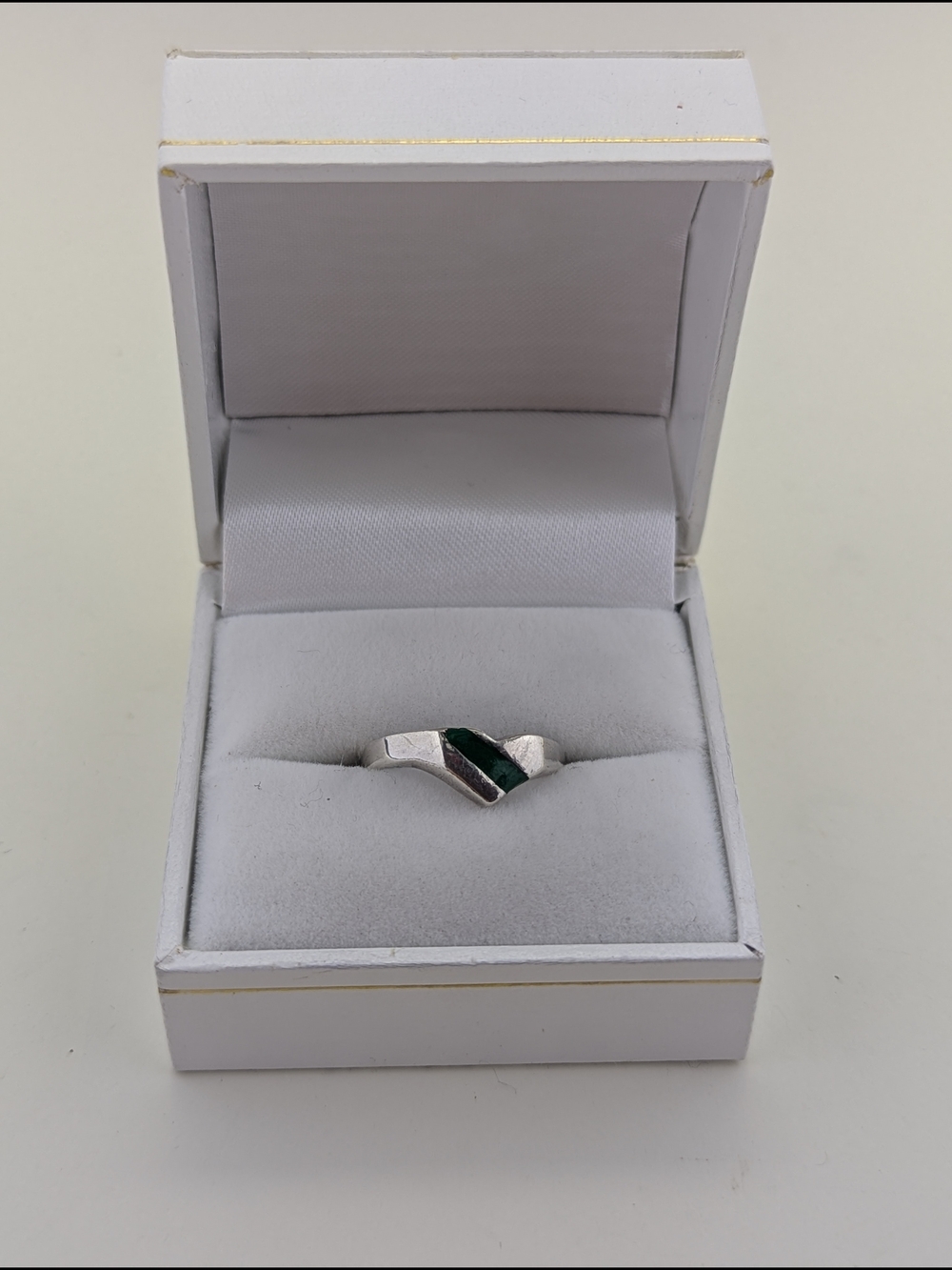 🌟 Vintage Sterling Silver & Green Malachite Inlay Heart Ring 🌟 - Picture 2 of 6